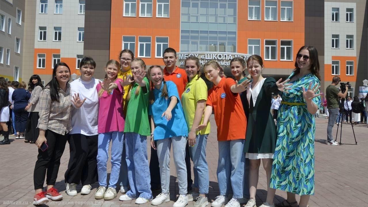 В школе №76 имени Н.Н. Чумаковой состоялось праздничное открытие местного отделения Движения Первых города Рязани