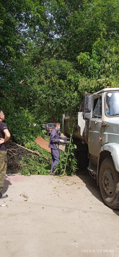 О продолжении работ по благоустройству в рамках летнего месячника  22.06.2023