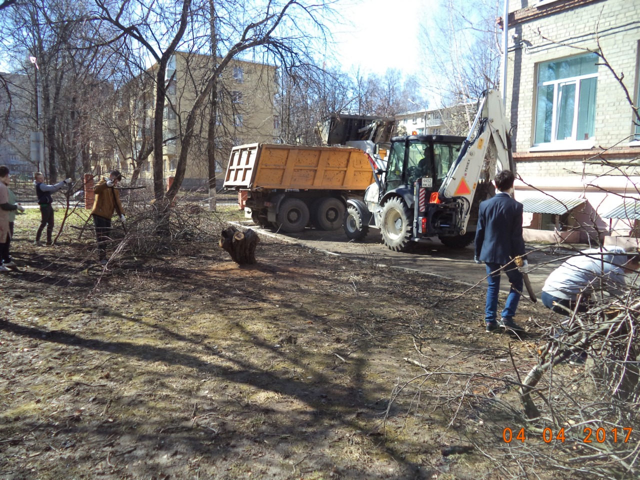 Учреждения образования и социальной сферы присоединились к проведению субботников