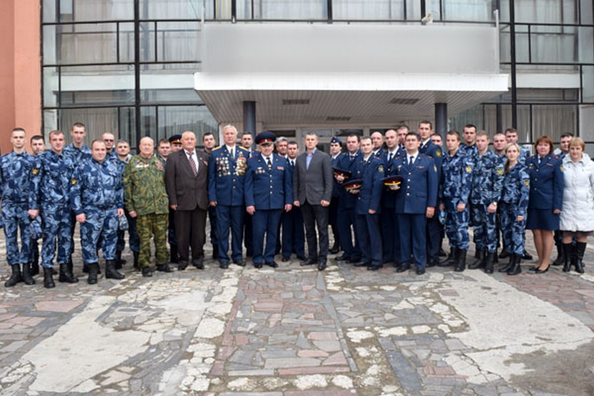 В Московском районе сотрудники уголовно-исполнительной системы приняли присягу 25.10.2017