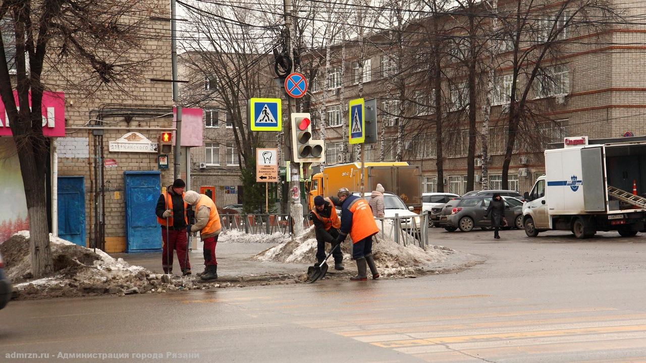 Уборка города продолжится в выходные дни