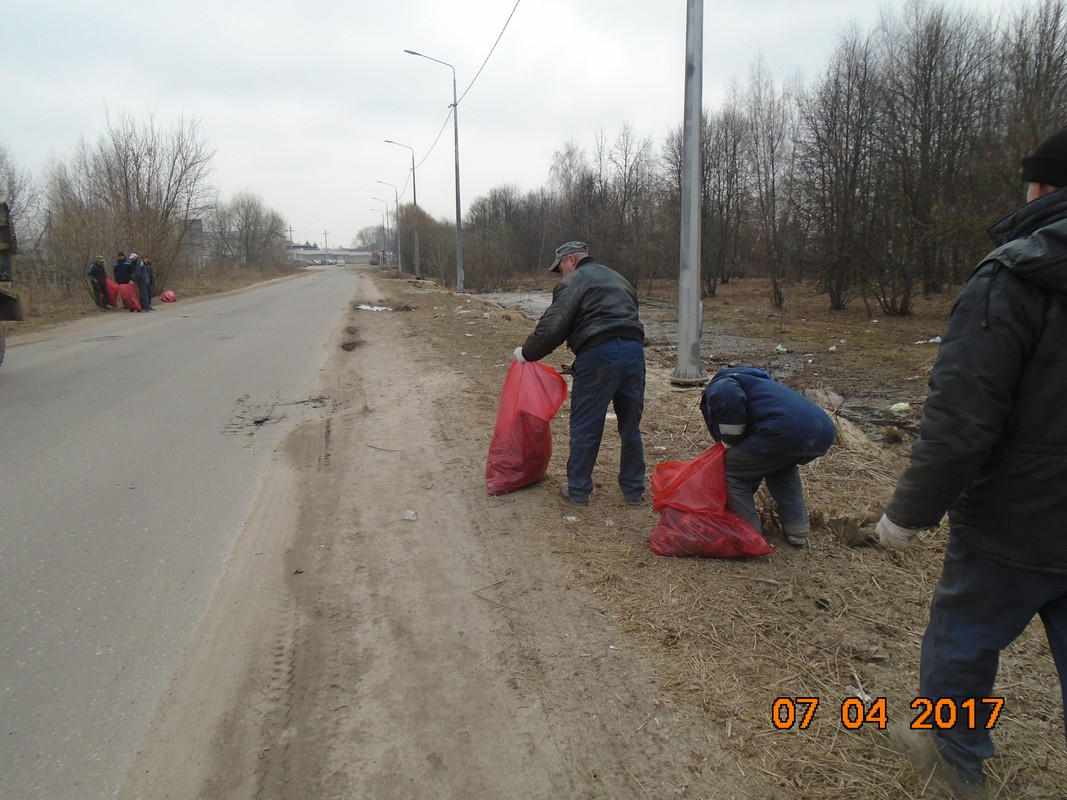 В Московском районе продолжаются работы по благоустройству и санитарной очистке города 07.04.2017