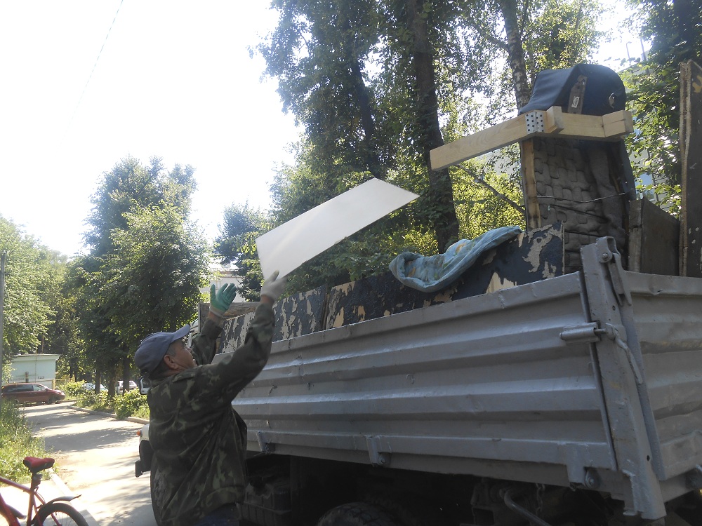 В Октябрьском районе ликвидировали свалку