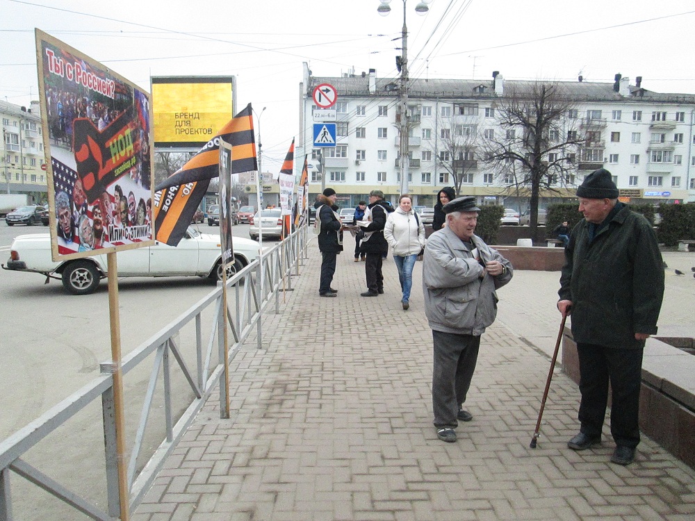 В Октябрьском районе продолжается контроль за проведением публичных мероприятий