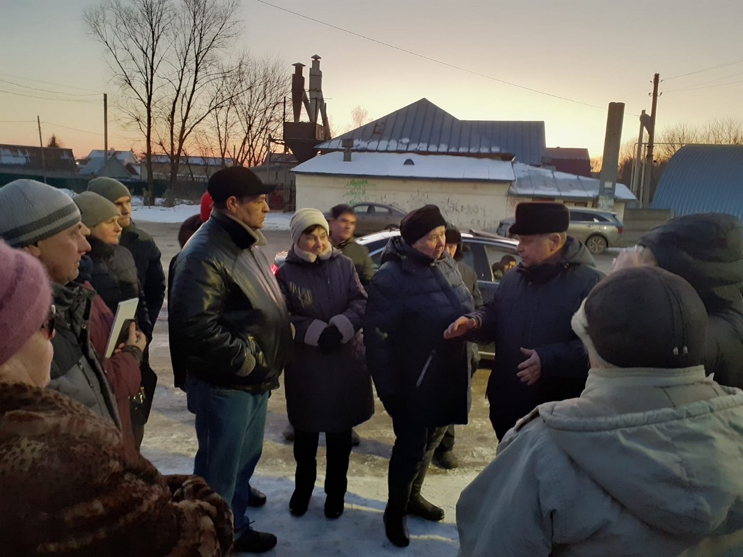 В Московском районе прошли встречи по несвоевременному вывозу мусора с территорий частного сектора. 08.02.2023