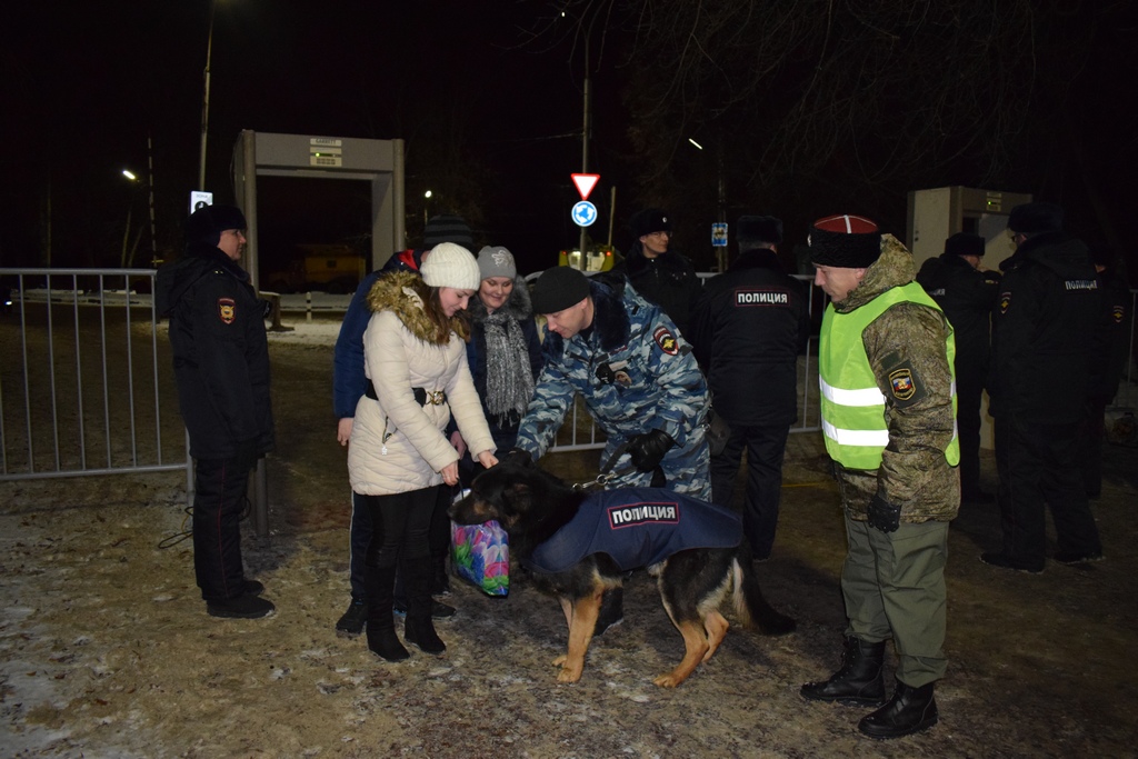 Дружинники приняли участие в охране общественного порядка во время крещенских купаний