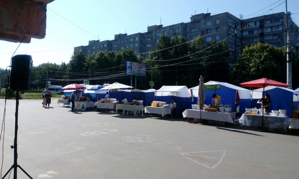 В Рязани прошла ярмарка, приуроченная к празднику «Медовый спас»