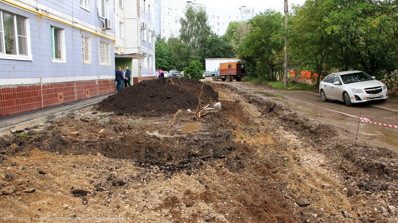 Формирование комфортной городской среды город киров. Благоустройство двора. Озеленение двора. Озеленение городских дворов. Благоустройство.