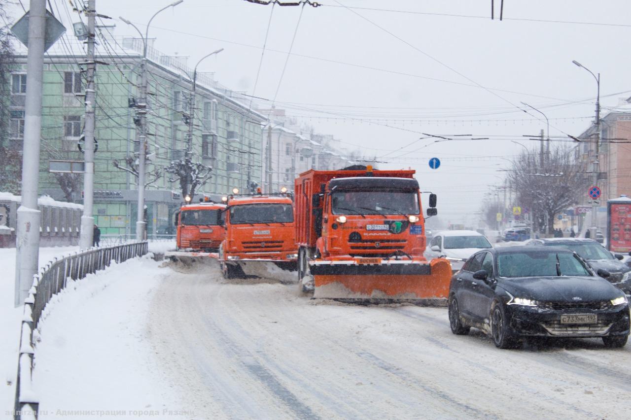 В ночь на вторник в городе продолжится уборка снега