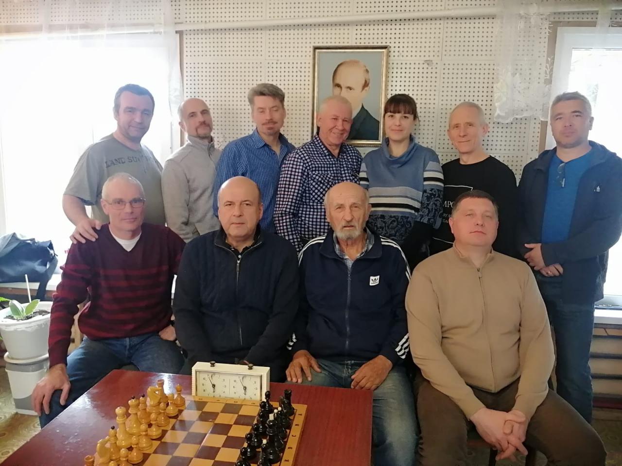 В Солотче состоялся шахматный блицтурнир среди ветеранов шахматного спорта 07.11.2023